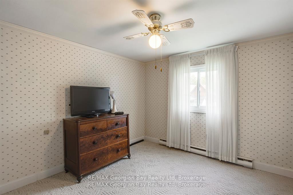 Photo 20 of 586 Dominion Avenue, Midland — HOMEH