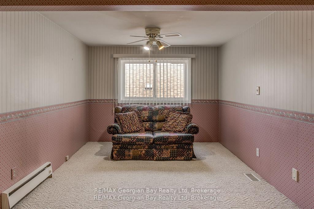 Photo 23 of 586 Dominion Avenue, Midland — HOMEH