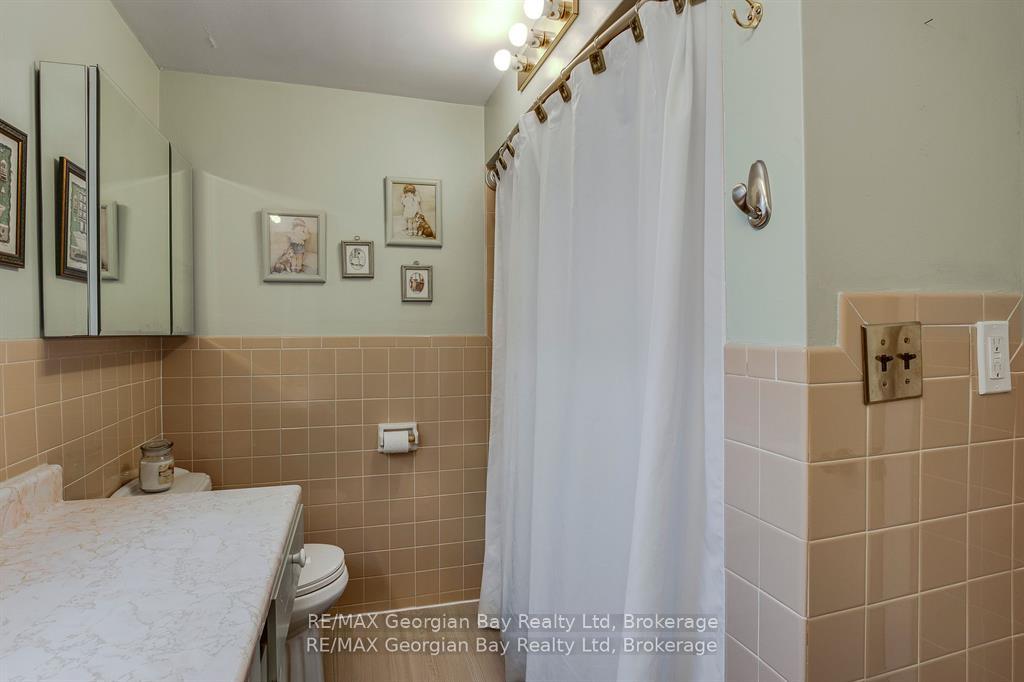 Photo 25 of 586 Dominion Avenue, Midland — HOMEH
