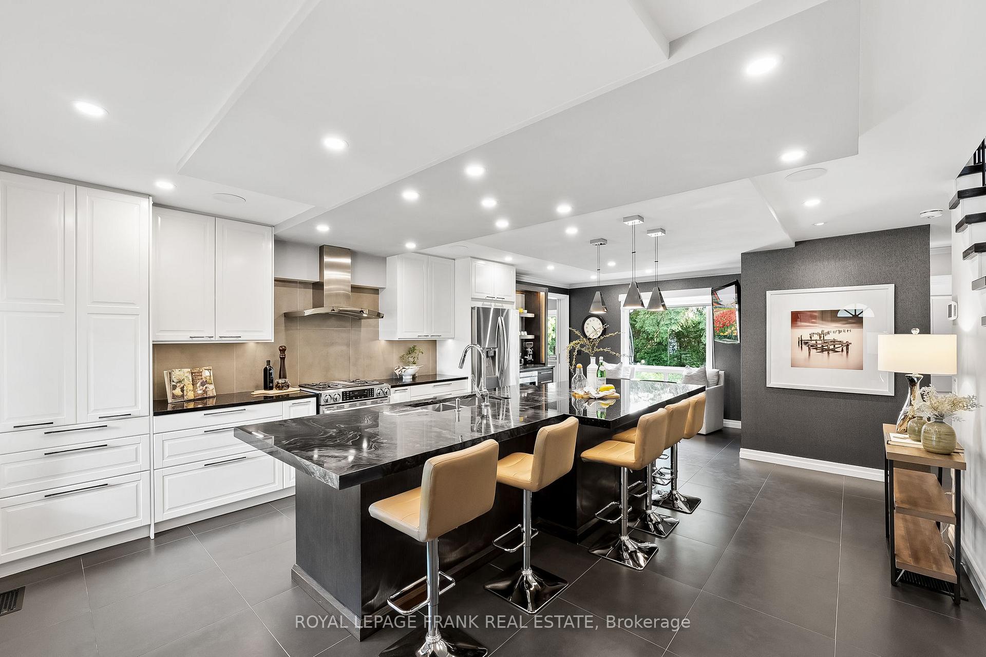 Photo 9 of 23 Senator Reesor's Drive, Markham, Sherwood-Amberglen — HOMEH