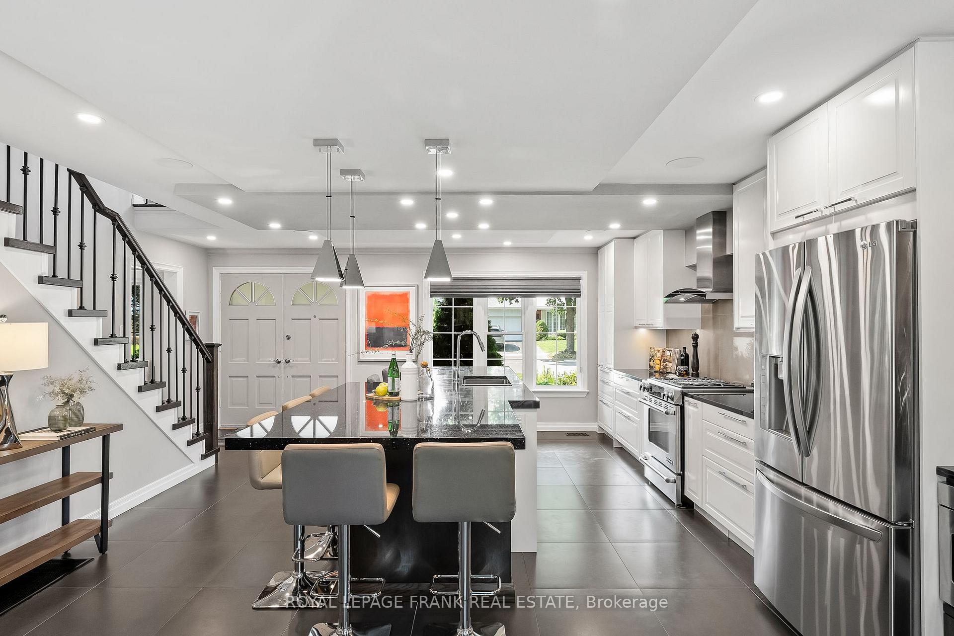 Photo 11 of 23 Senator Reesor's Drive, Markham, Sherwood-Amberglen — HOMEH