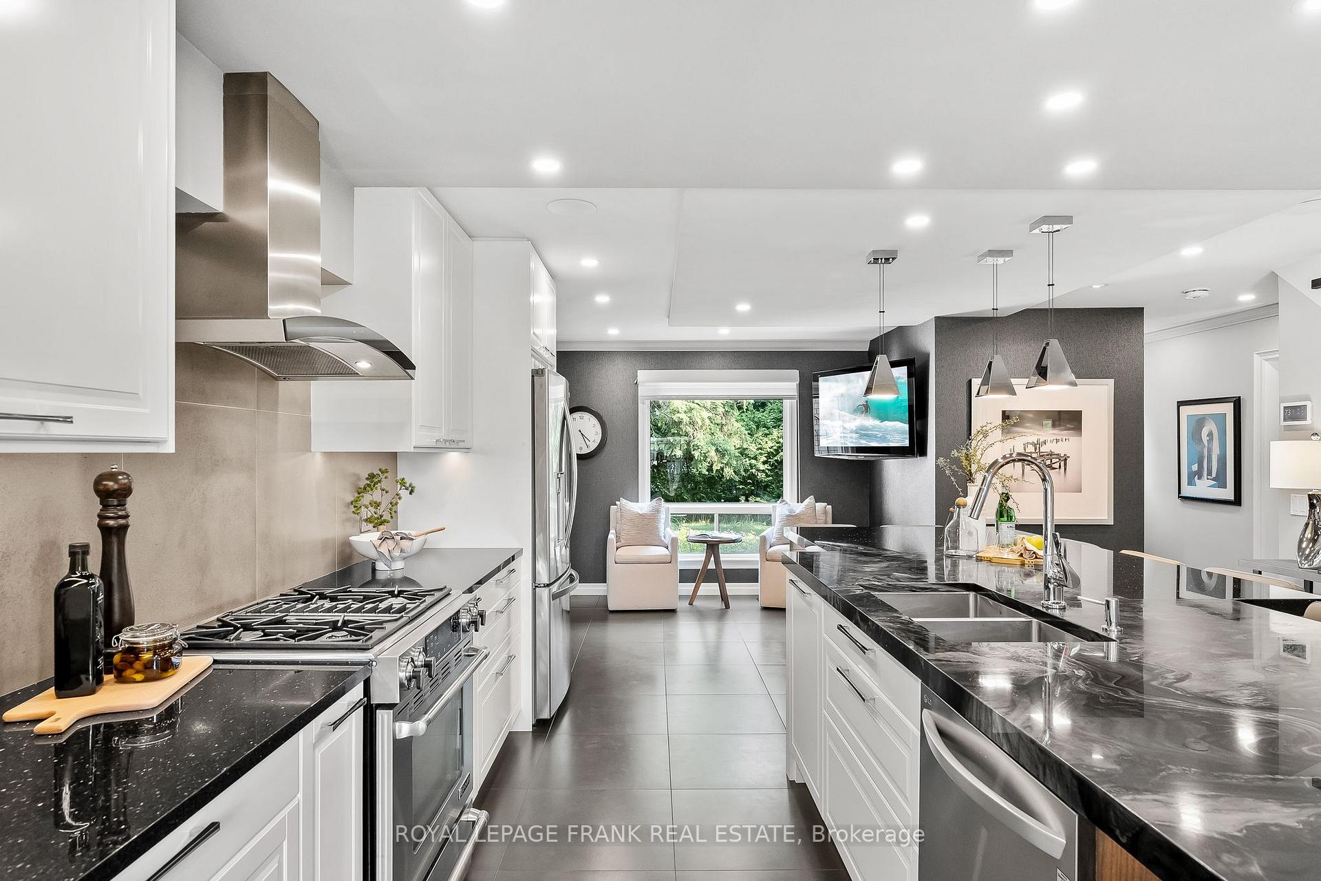 Photo 13 of 23 Senator Reesor's Drive, Markham, Sherwood-Amberglen — HOMEH
