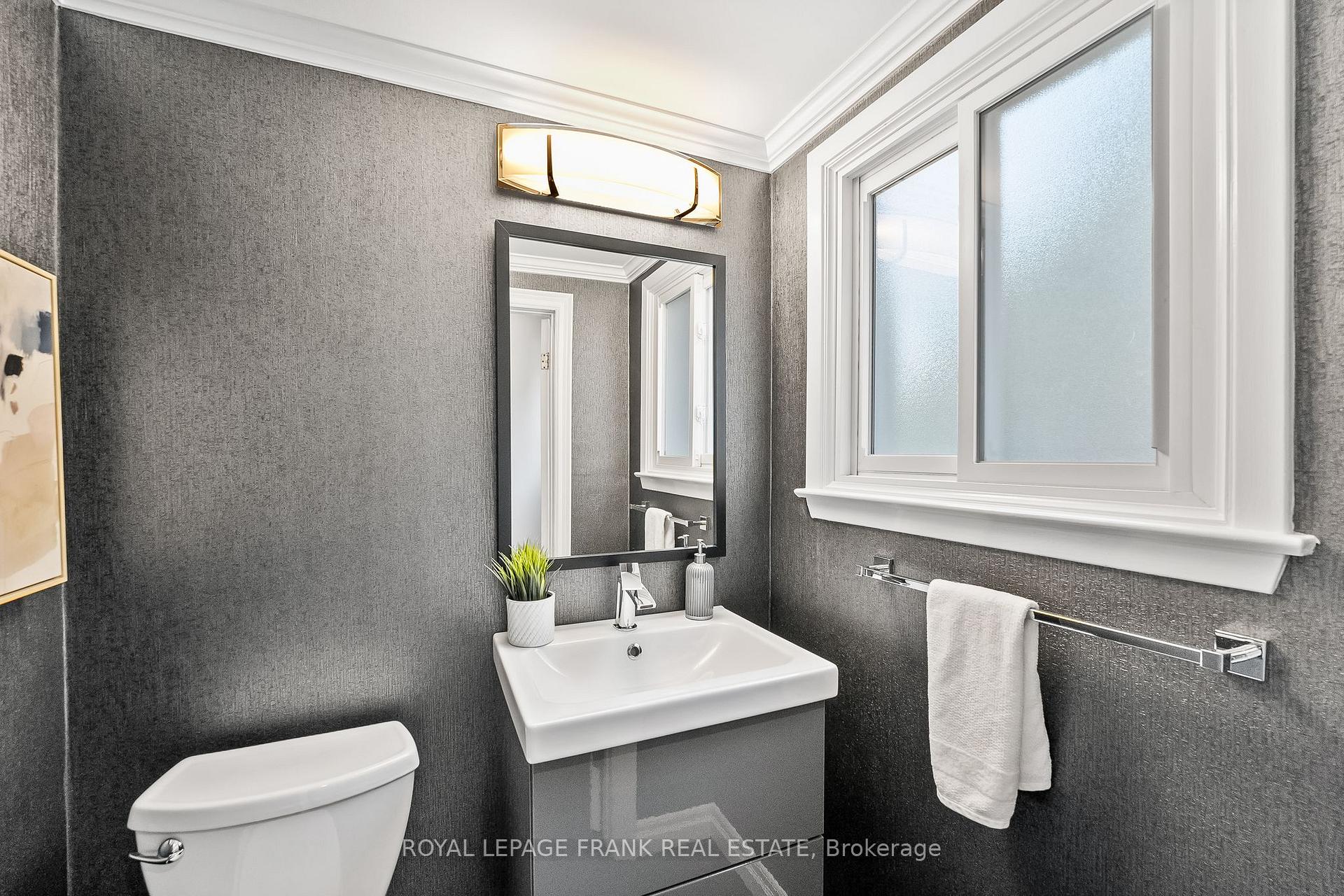 Photo 24 of 23 Senator Reesor's Drive, Markham, Sherwood-Amberglen — HOMEH