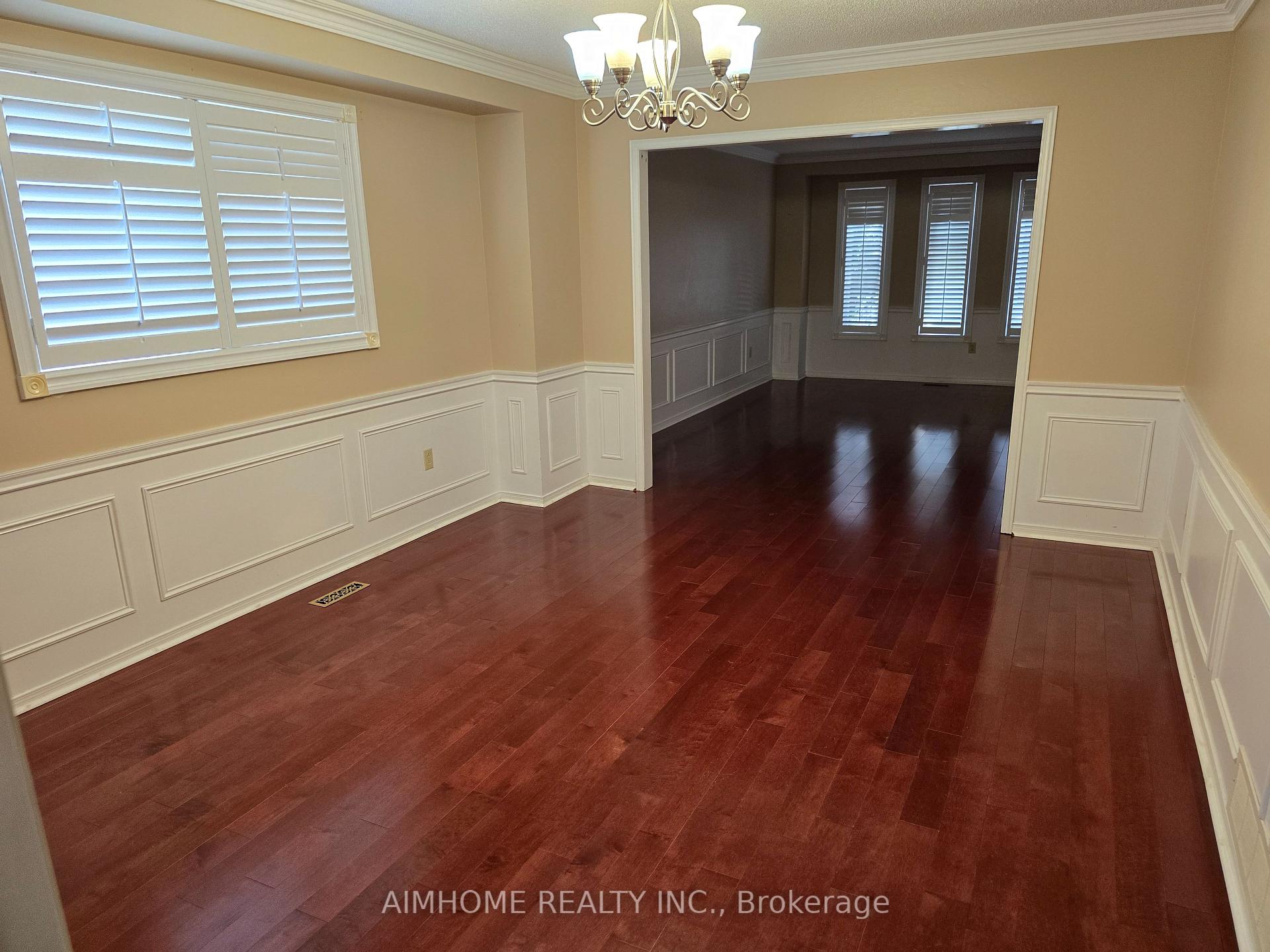 Photo 3 of 66 Montrose Crescent, Markham, Unionville — HOMEH