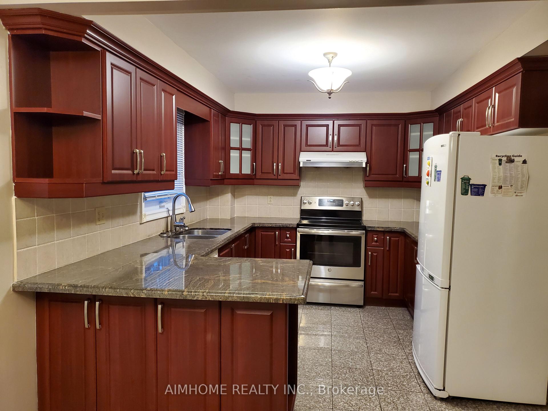 Photo 7 of 66 Montrose Crescent, Markham, Unionville — HOMEH