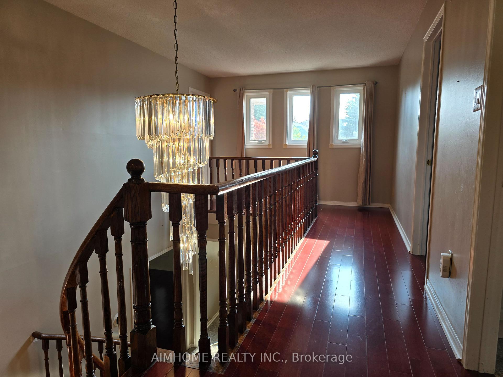 Photo 10 of 66 Montrose Crescent, Markham, Unionville — HOMEH