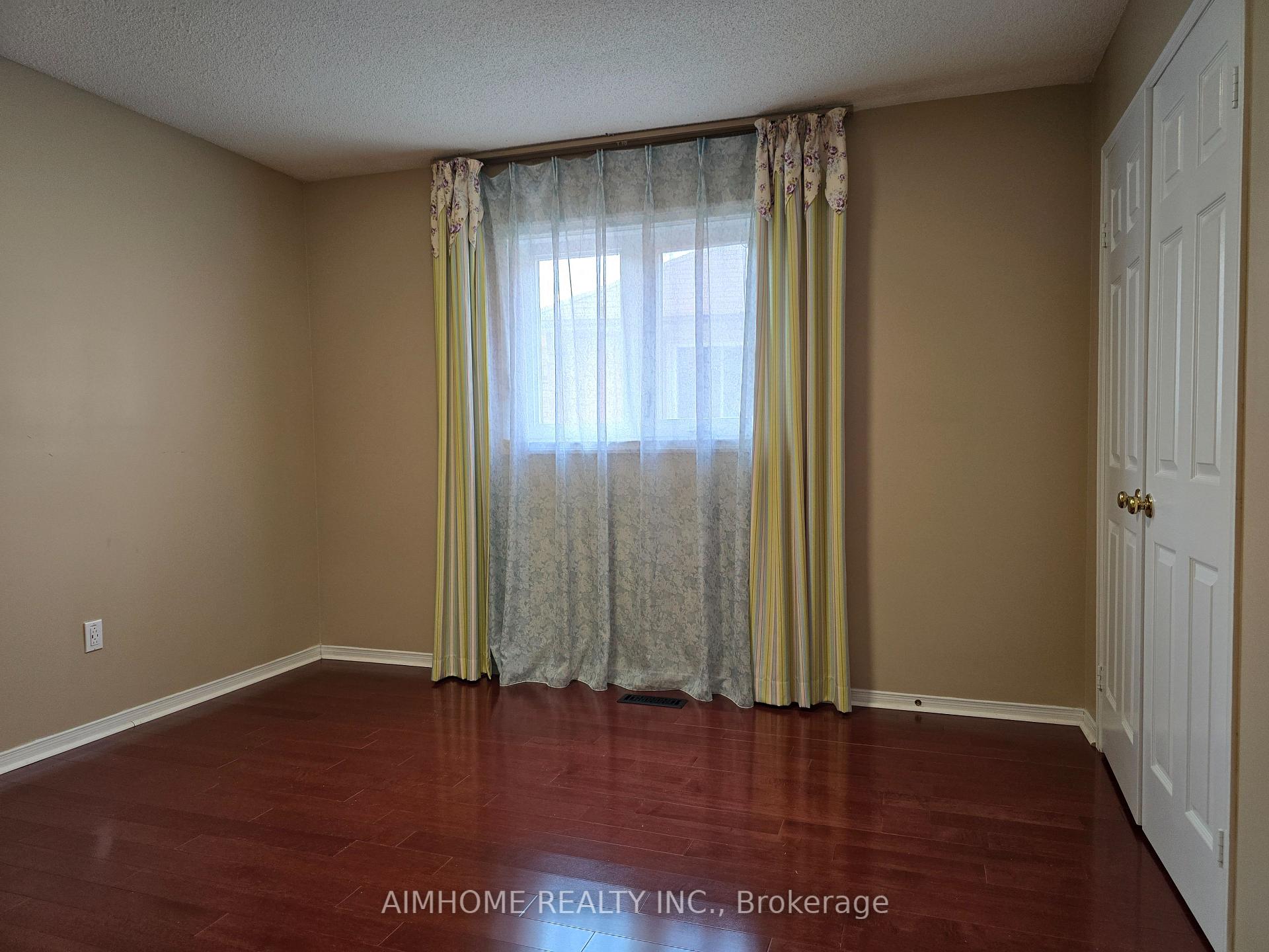 Photo 16 of 66 Montrose Crescent, Markham, Unionville — HOMEH