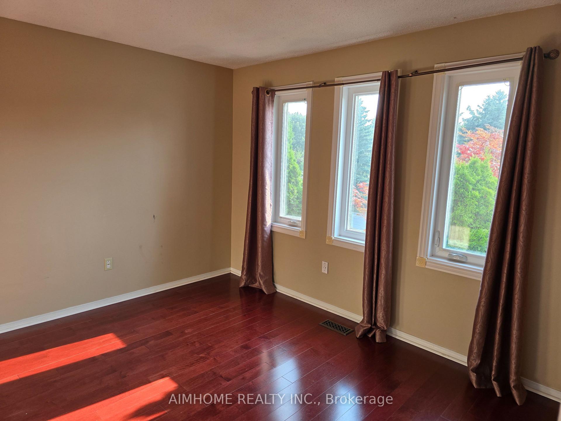Photo 17 of 66 Montrose Crescent, Markham, Unionville — HOMEH