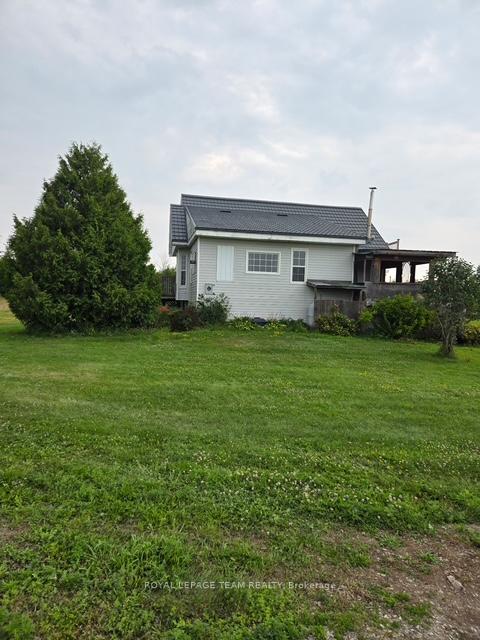 Photo 2 of 401 Sturgess Road S, Montague, Montague Twp — HOMEH