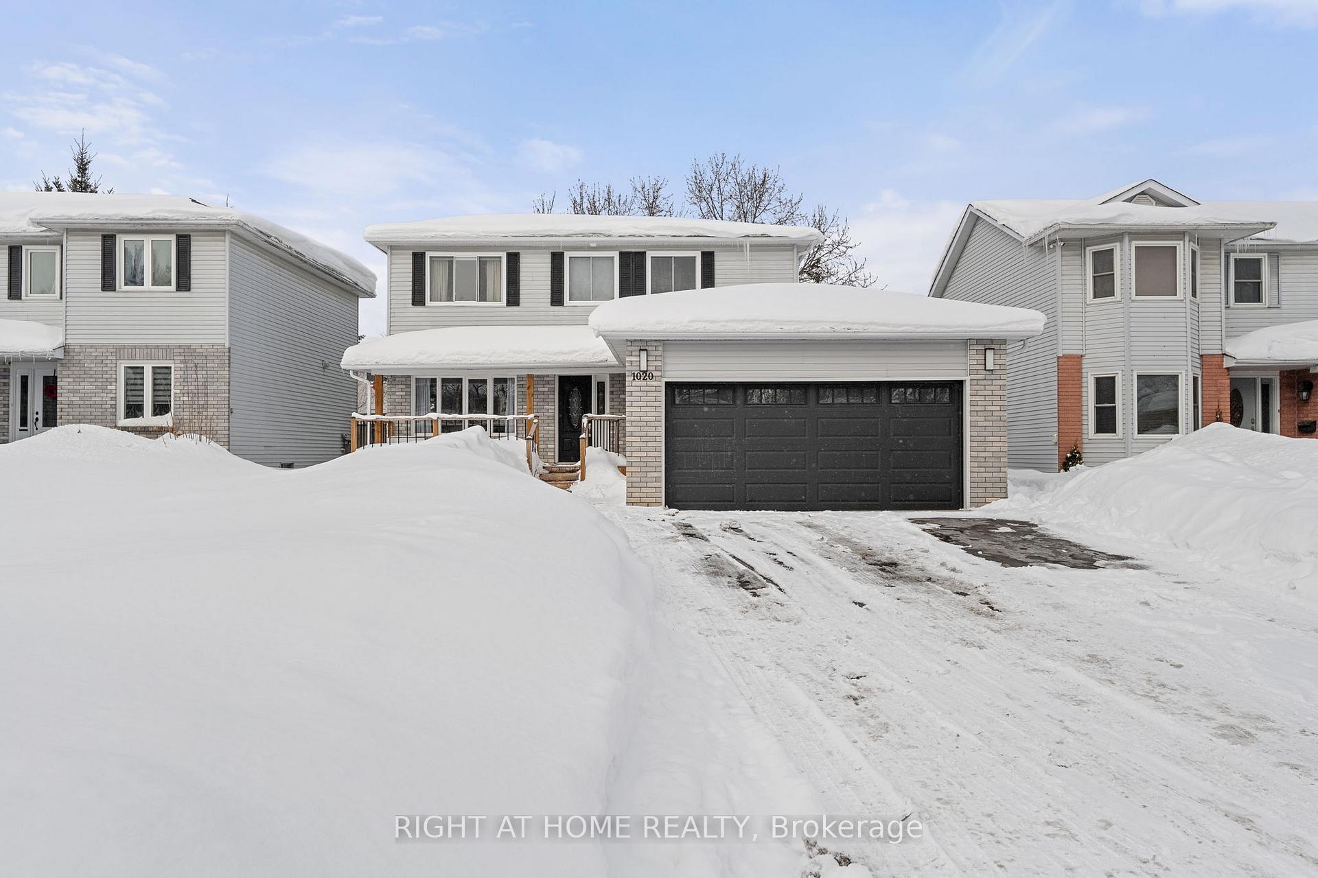 Photo 2 of 1020 Maclean Street, Innisfil, Alcona — HOMEH
