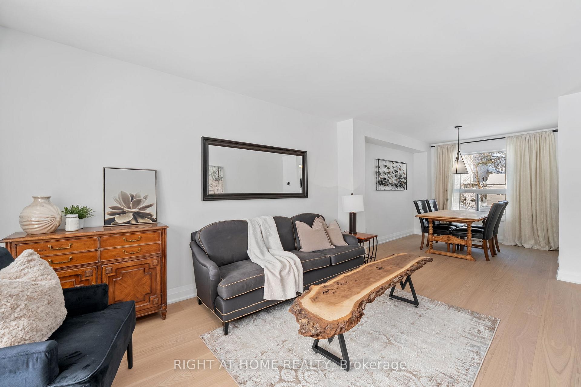 Photo 6 of 1020 Maclean Street, Innisfil, Alcona — HOMEH