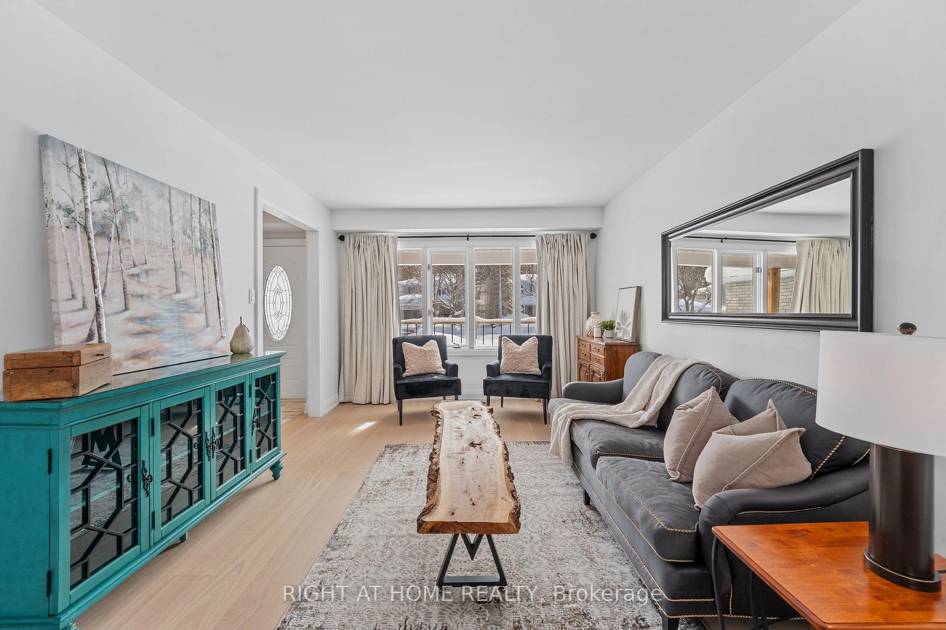 Photo 7 of 1020 Maclean Street, Innisfil, Alcona — HOMEH
