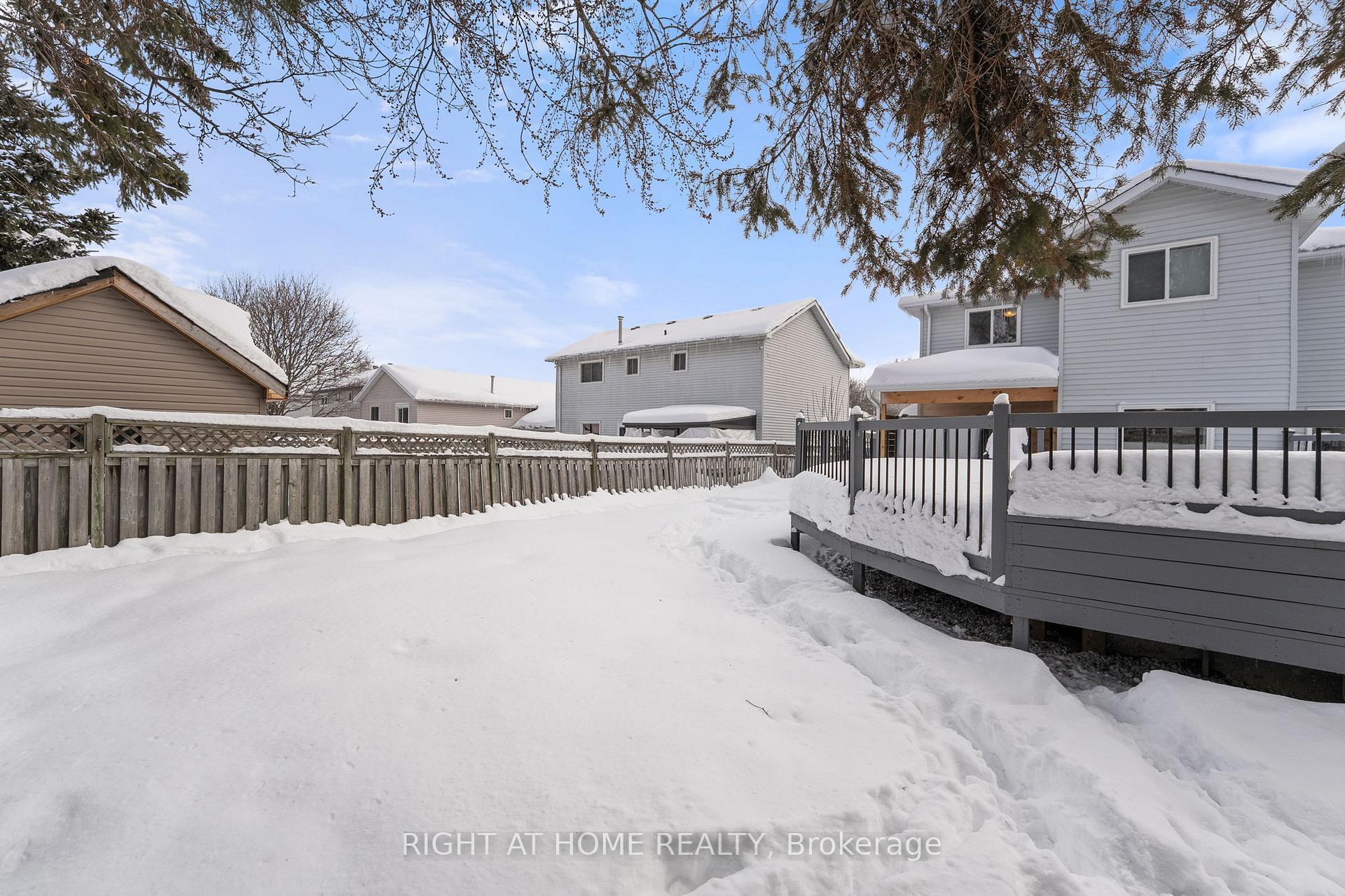 Photo 33 of 1020 Maclean Street, Innisfil, Alcona — HOMEH