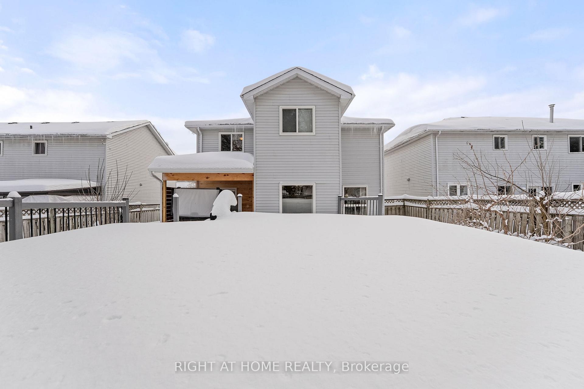 Photo 35 of 1020 Maclean Street, Innisfil, Alcona — HOMEH