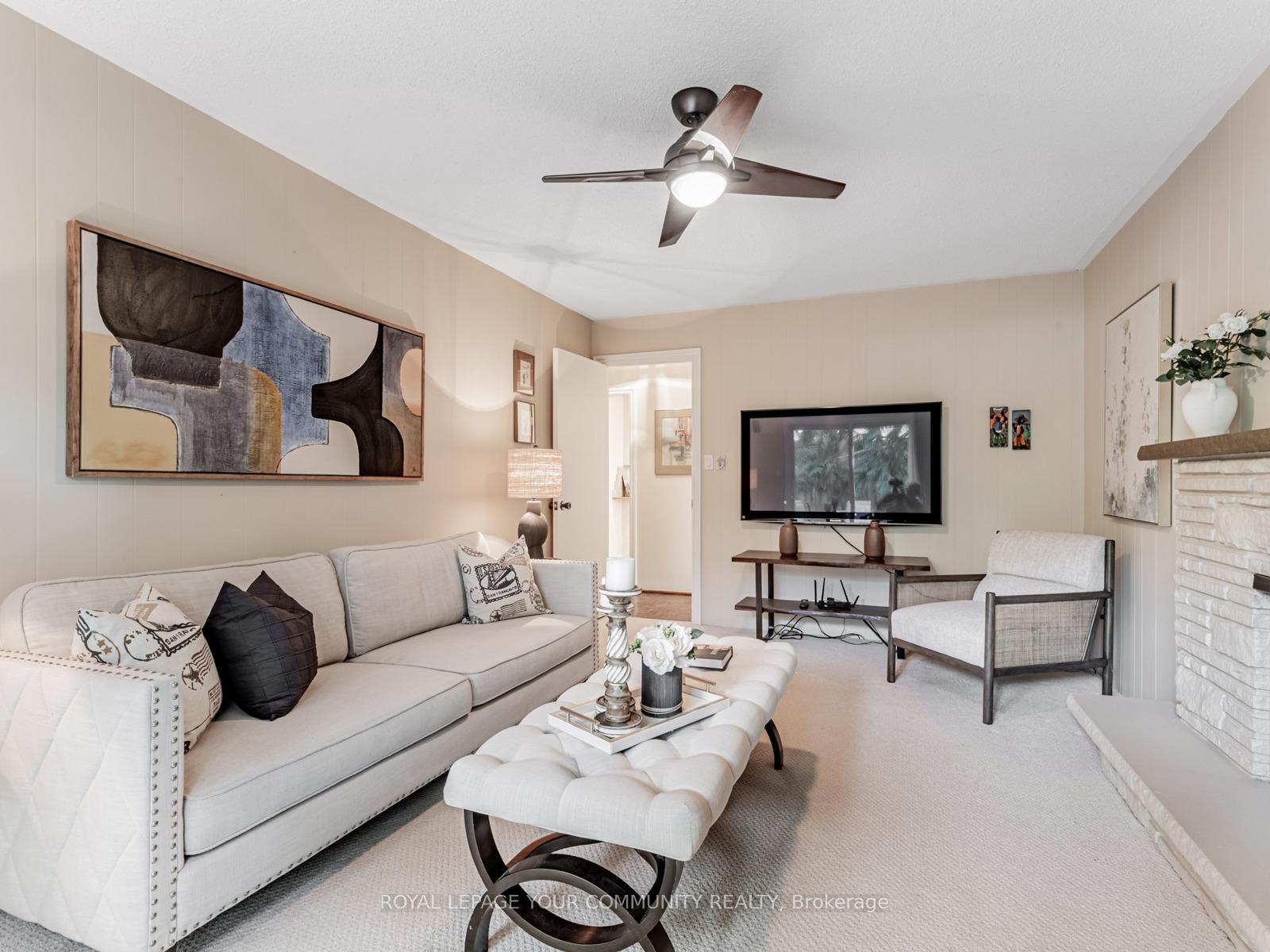 Photo 18 of 186 Romfield Circuit, Markham, Royal Orchard — HOMEH