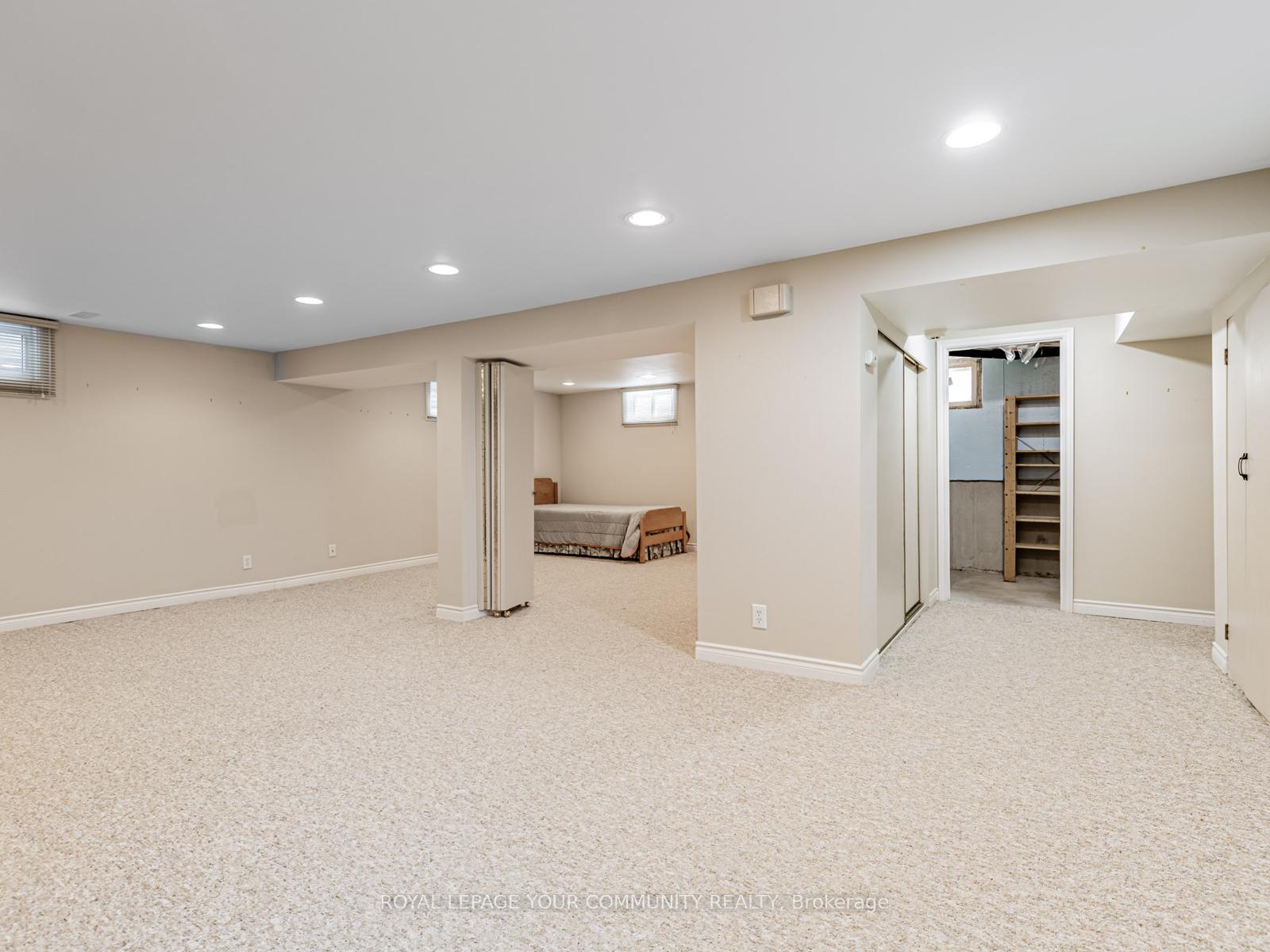 Photo 29 of 186 Romfield Circuit, Markham, Royal Orchard — HOMEH