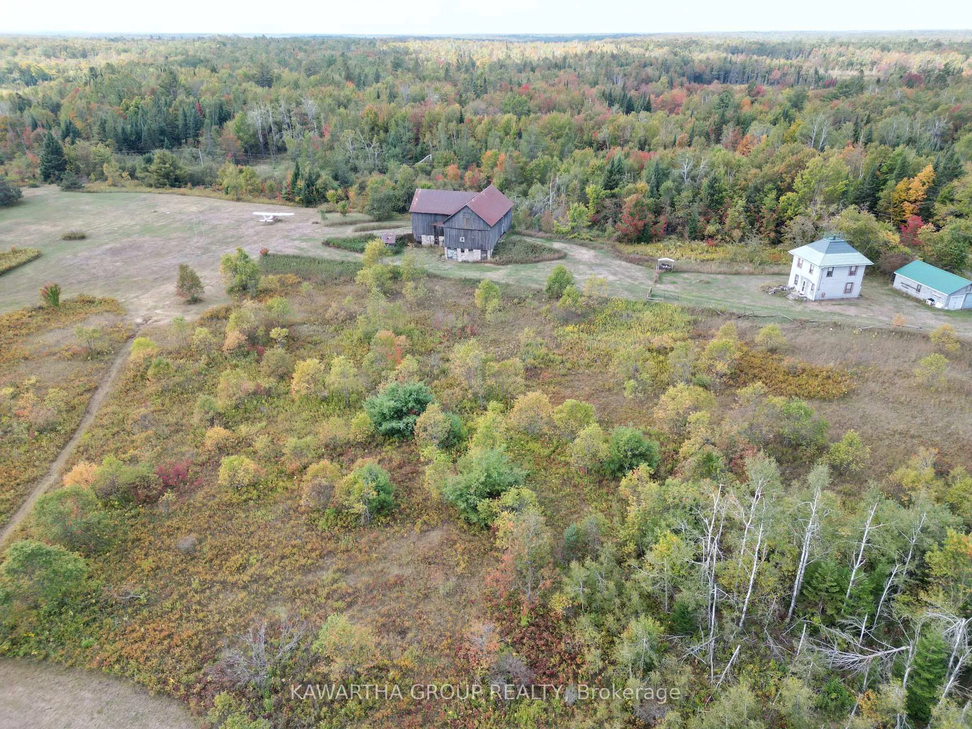 Photo 2 of 1597 Bacon Road W, Minden Hills, Snowdon — HOMEH