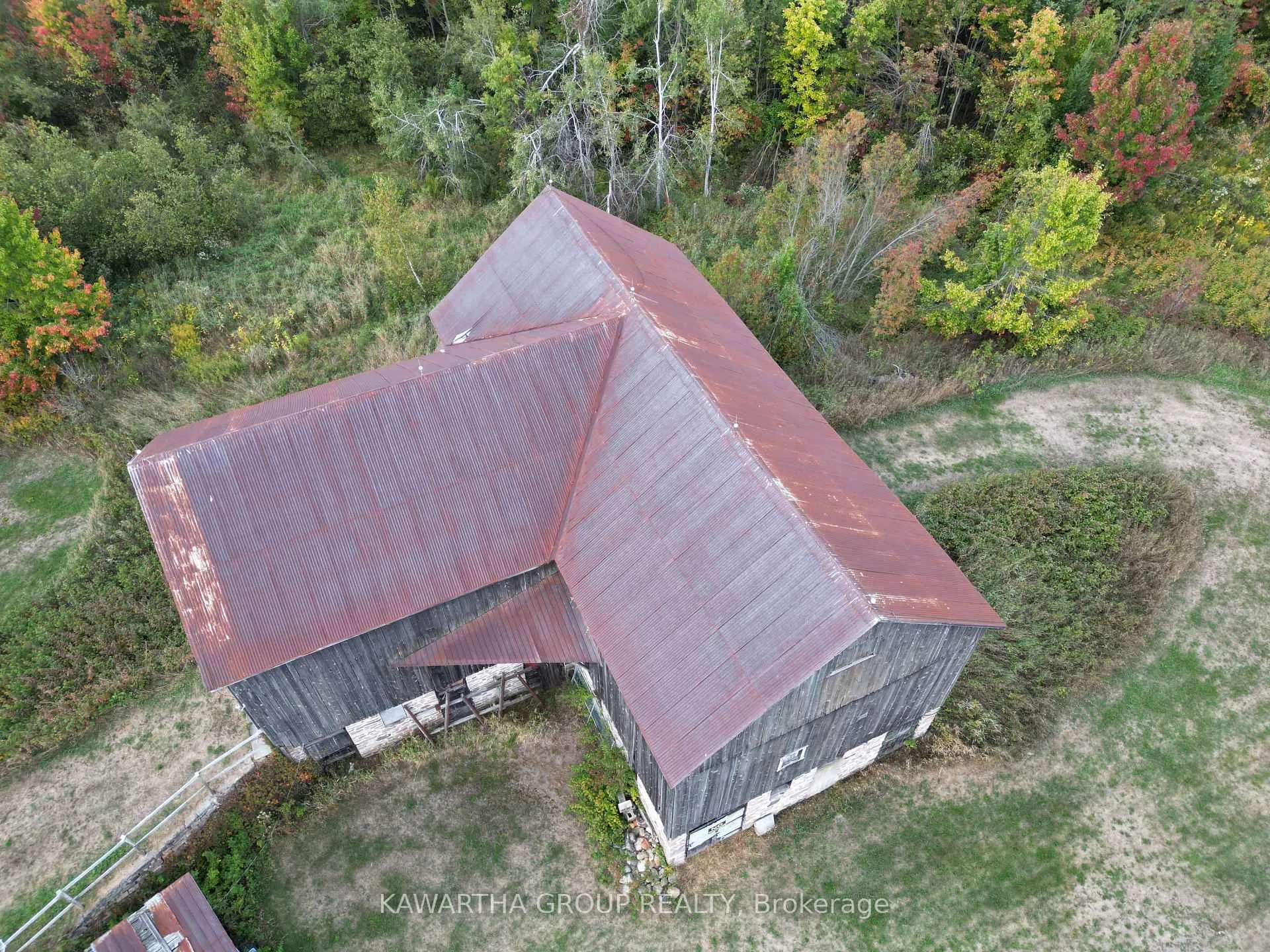 Photo 8 of 1597 Bacon Road W, Minden Hills, Snowdon — HOMEH