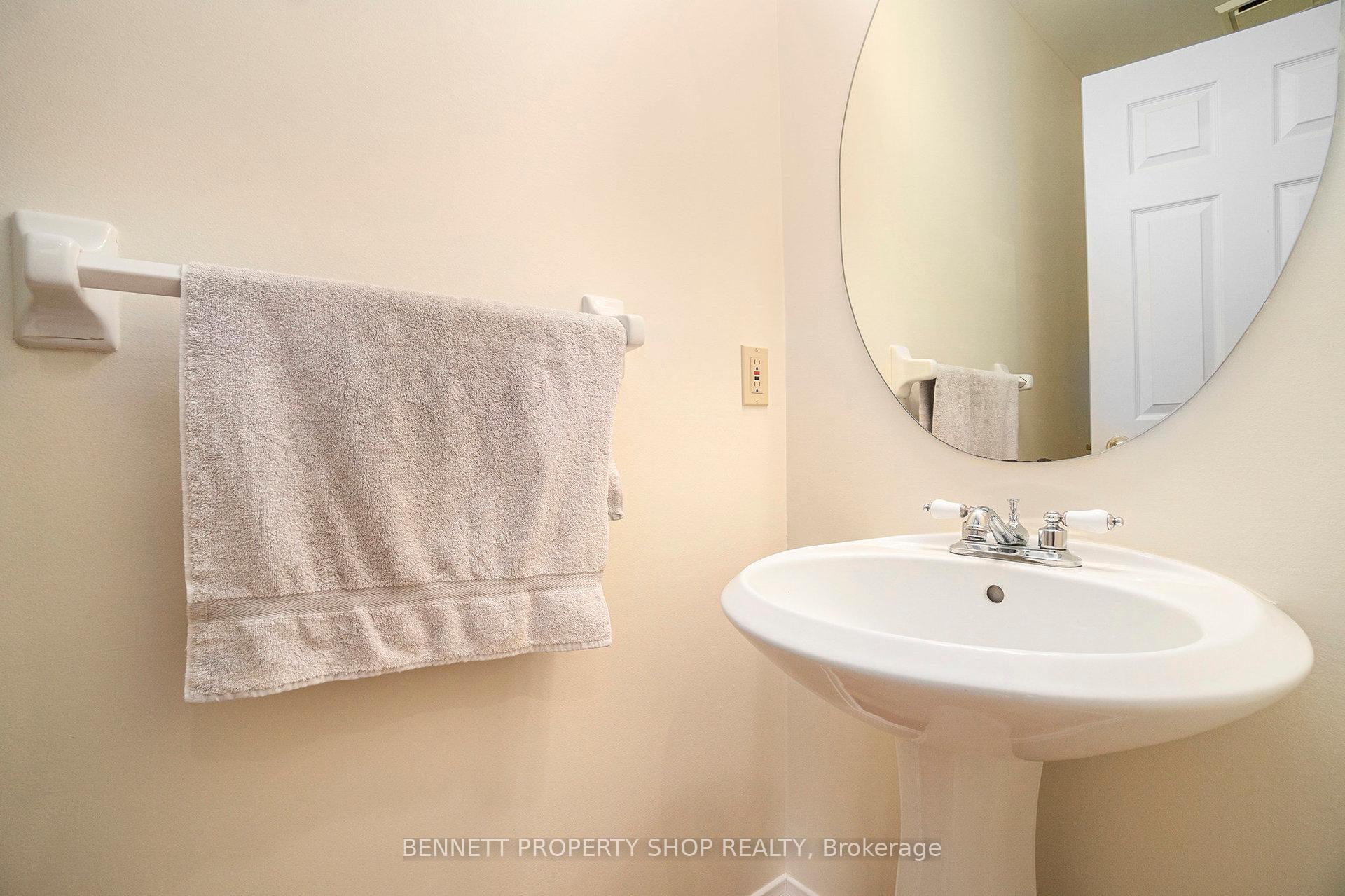Photo 14 of 35 Windfield Crescent, Ottawa, Kanata - Bridlewood — HOMEH