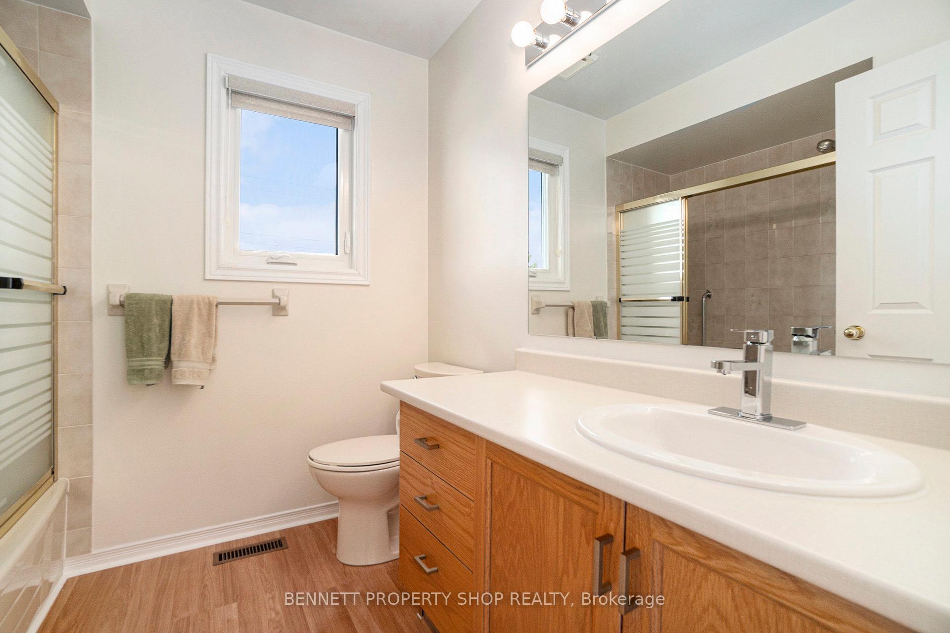 Photo 22 of 35 Windfield Crescent, Ottawa, Kanata - Bridlewood — HOMEH