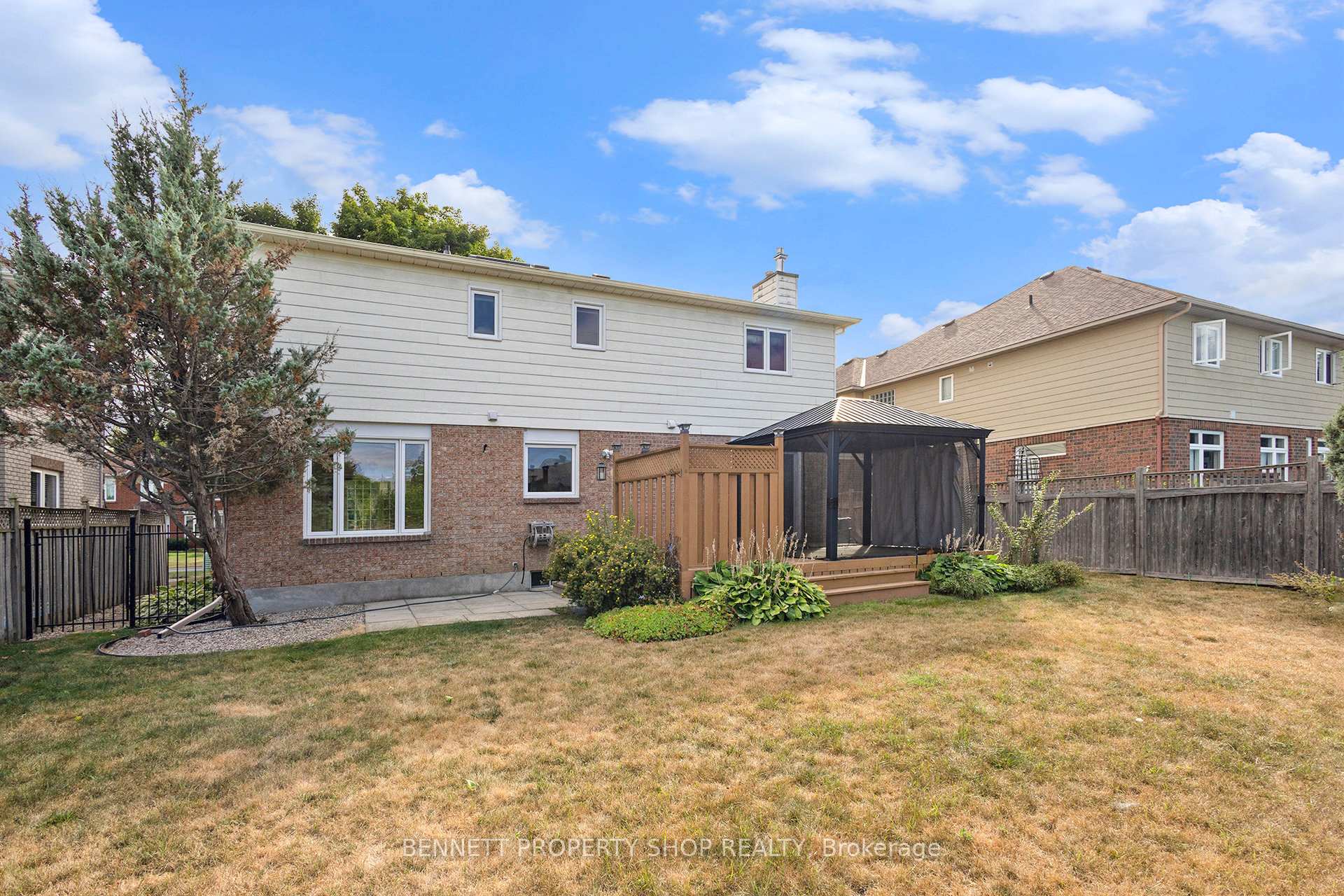 Photo 26 of 35 Windfield Crescent, Ottawa, Kanata - Bridlewood — HOMEH