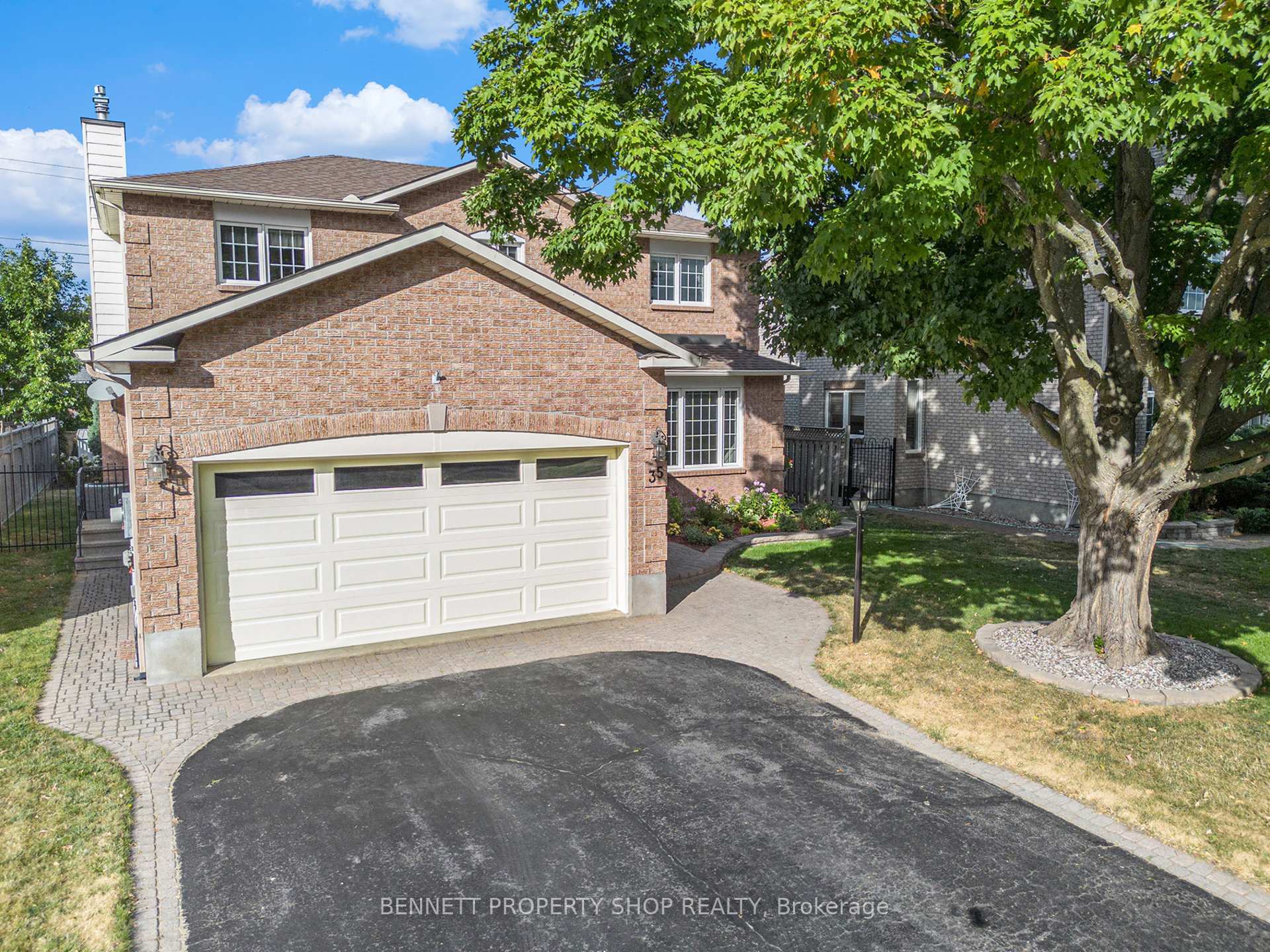 Photo 28 of 35 Windfield Crescent, Ottawa, Kanata - Bridlewood — HOMEH