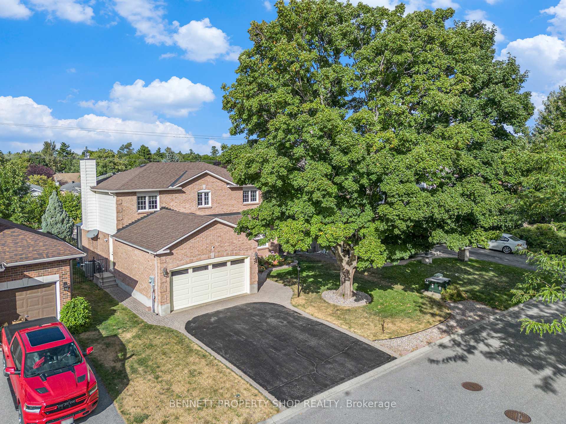 Photo 30 of 35 Windfield Crescent, Ottawa, Kanata - Bridlewood — HOMEH