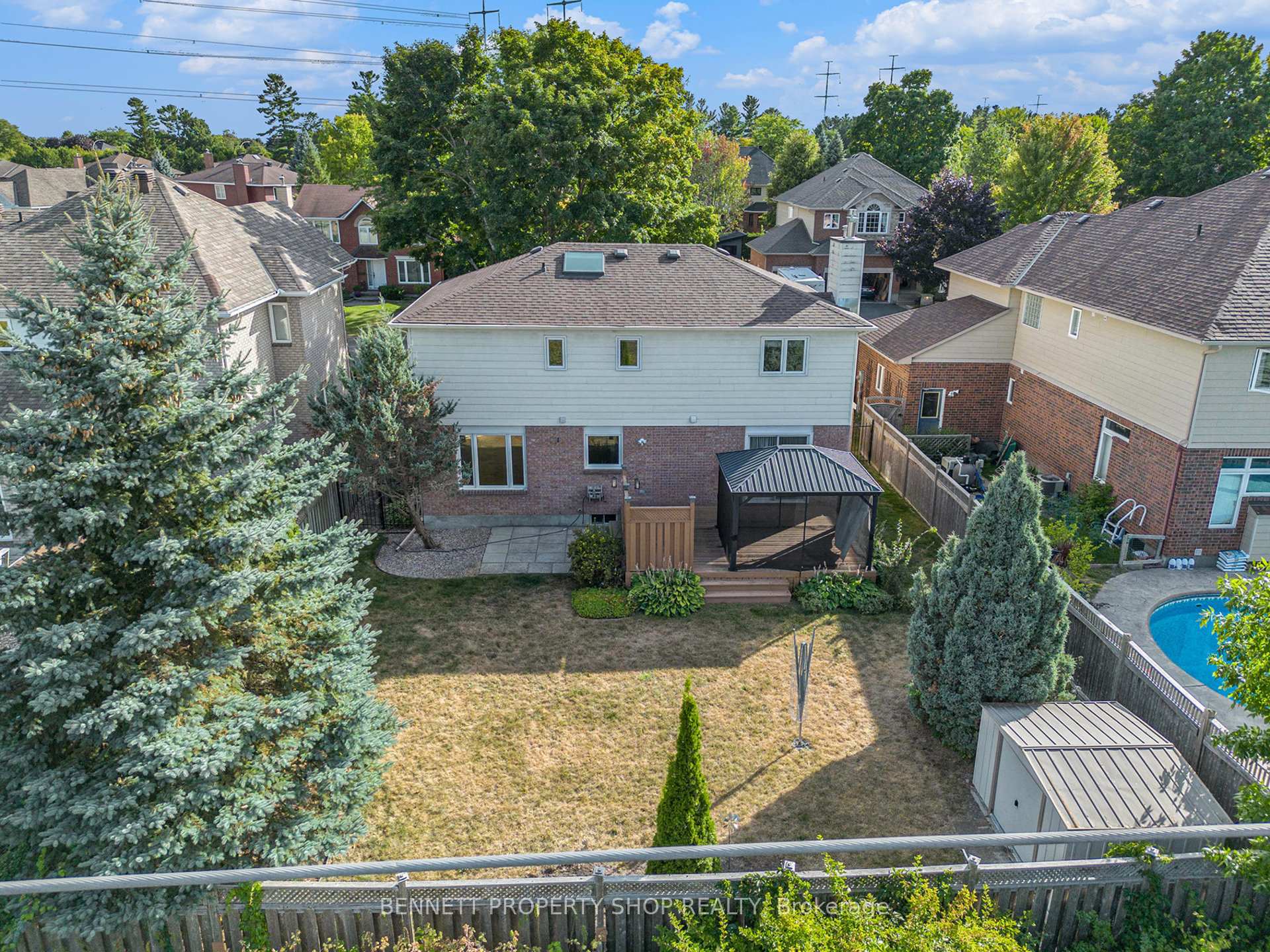 Photo 31 of 35 Windfield Crescent, Ottawa, Kanata - Bridlewood — HOMEH