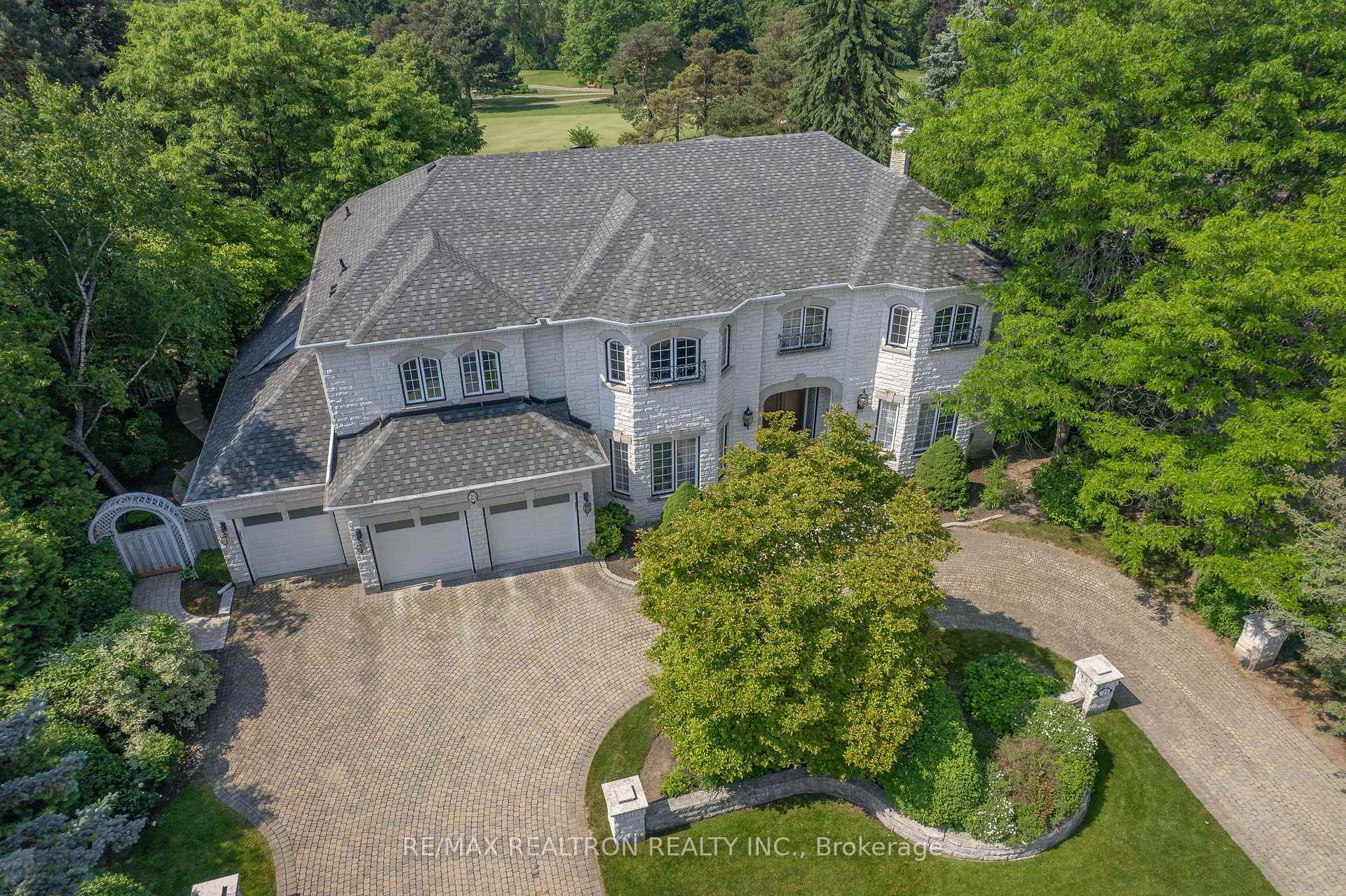 Photo 1 of 23 Fairway Heights Crescent, Markham, Bayview Fairway-Bayview Country Club Estates — HOMEH