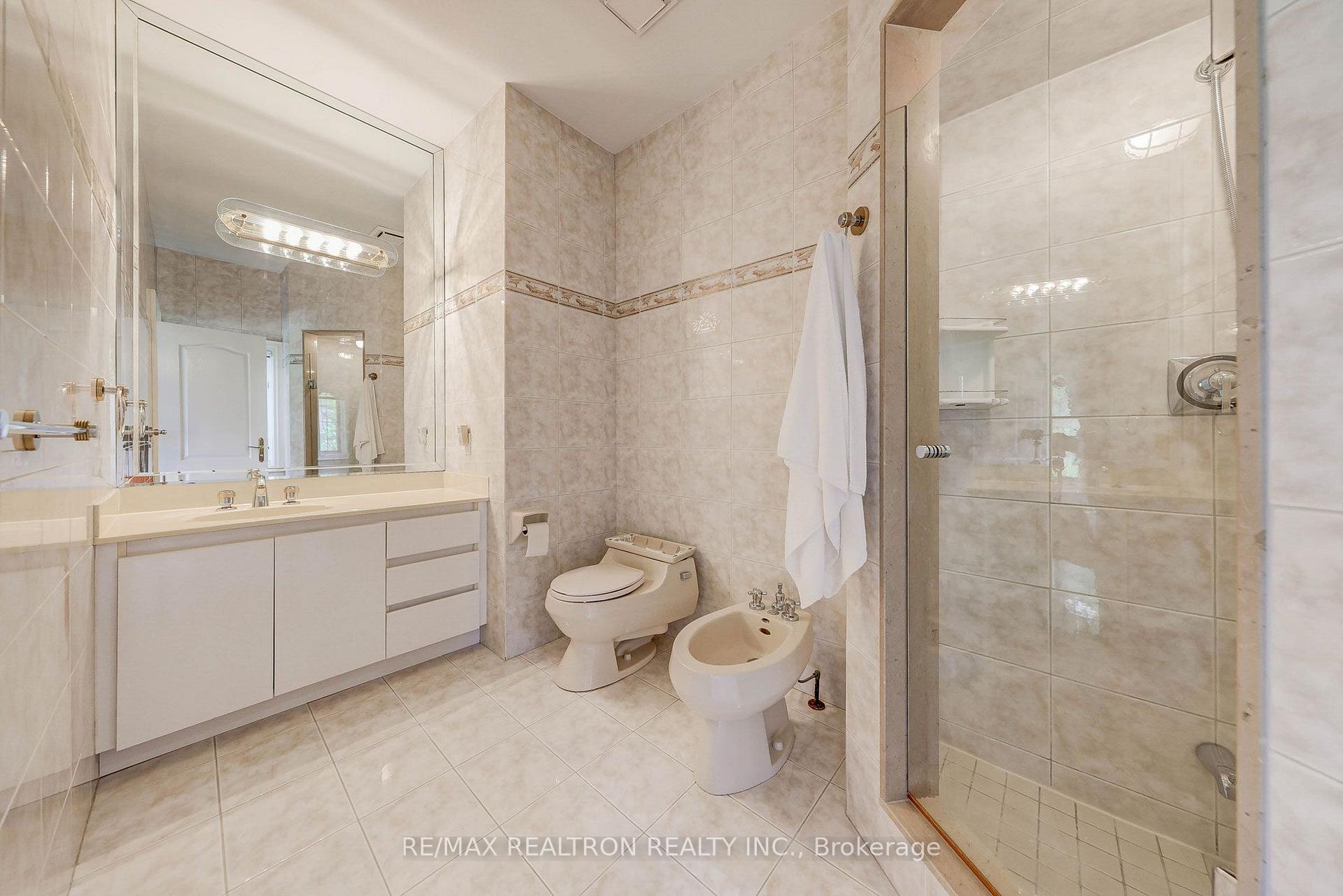 Photo 26 of 23 Fairway Heights Crescent, Markham, Bayview Fairway-Bayview Country Club Estates — HOMEH
