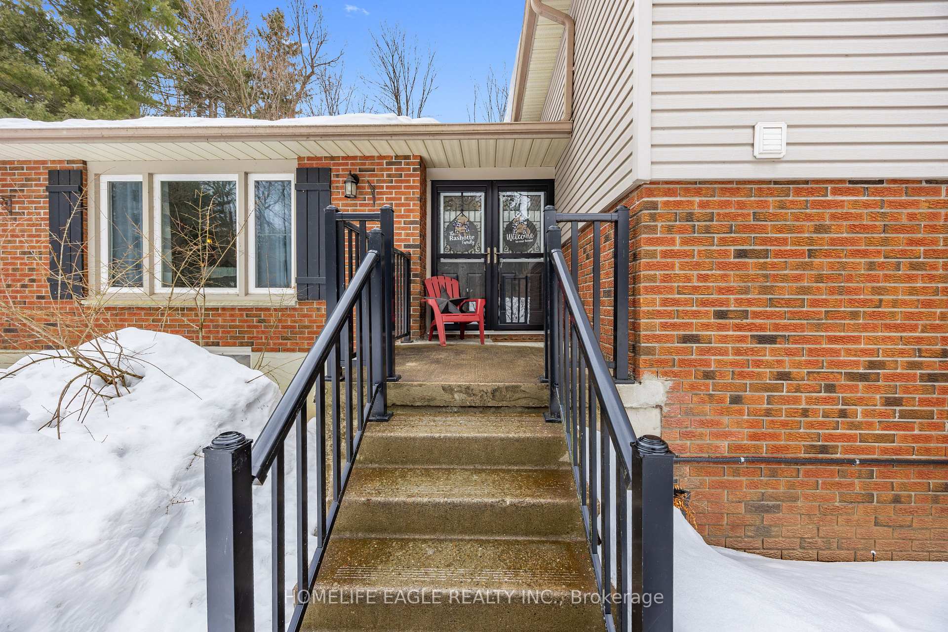 Photo 2 of 1262 Silver Birch Drive, Innisfil, Rural Innisfil — HOMEH