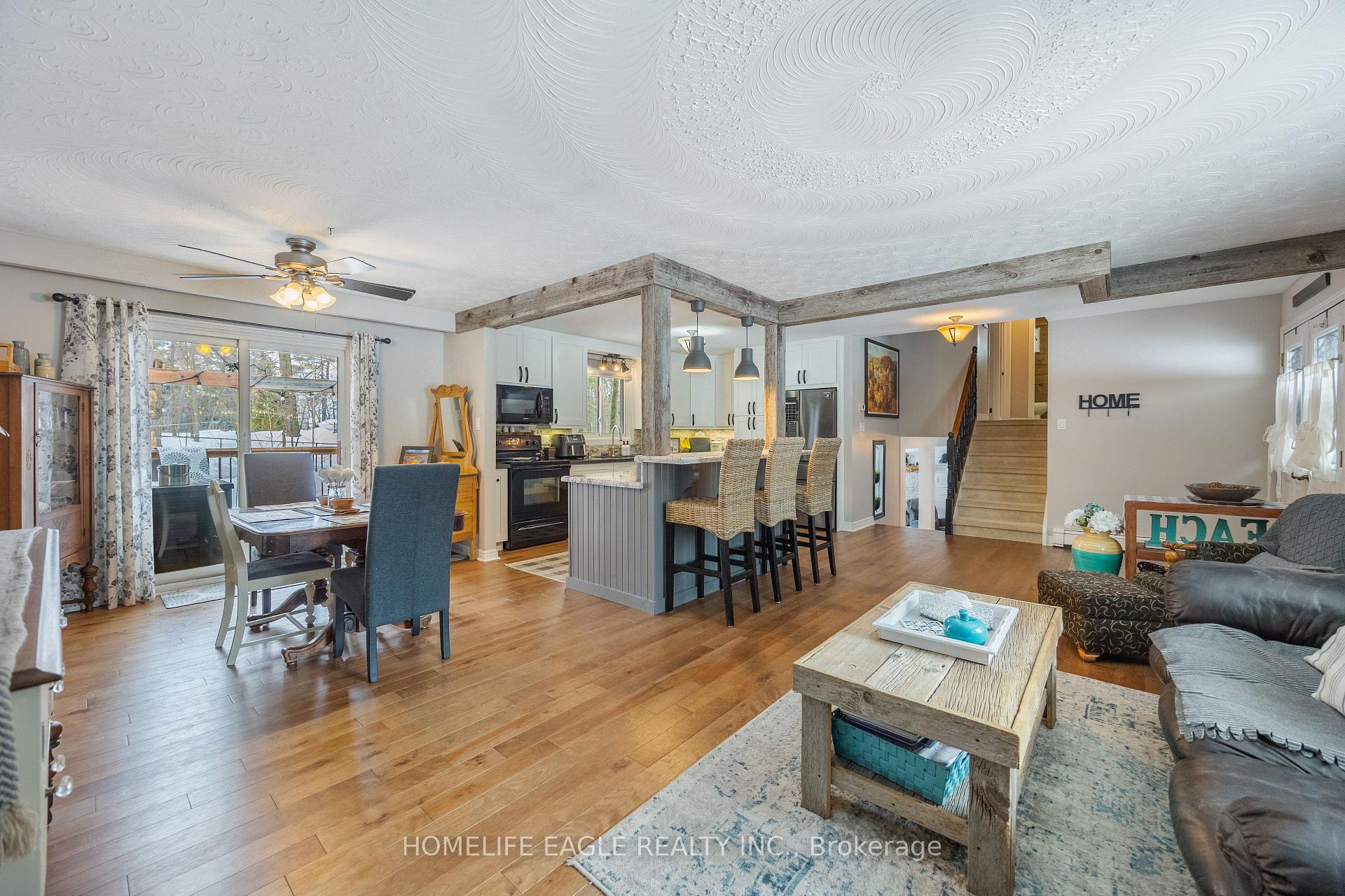 Photo 8 of 1262 Silver Birch Drive, Innisfil, Rural Innisfil — HOMEH