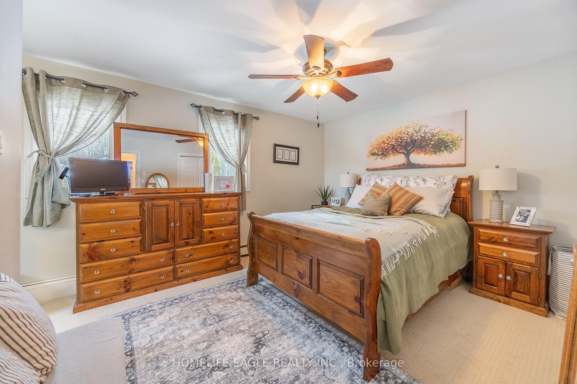 Photo 12 of 1262 Silver Birch Drive, Innisfil, Rural Innisfil — HOMEH