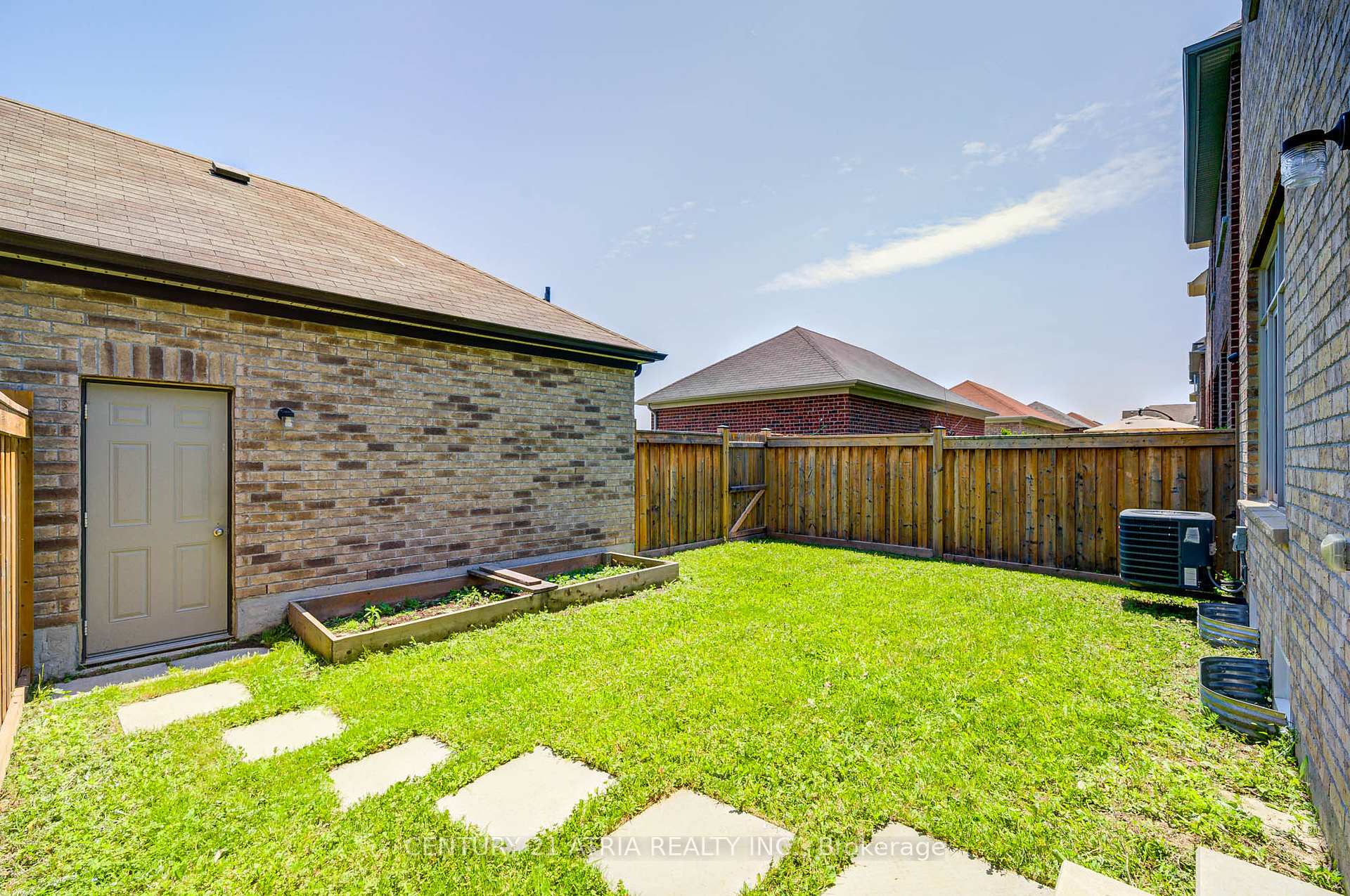 Photo 48 of 23 Gordon Landon Drive, Markham, Cornell — HOMEH