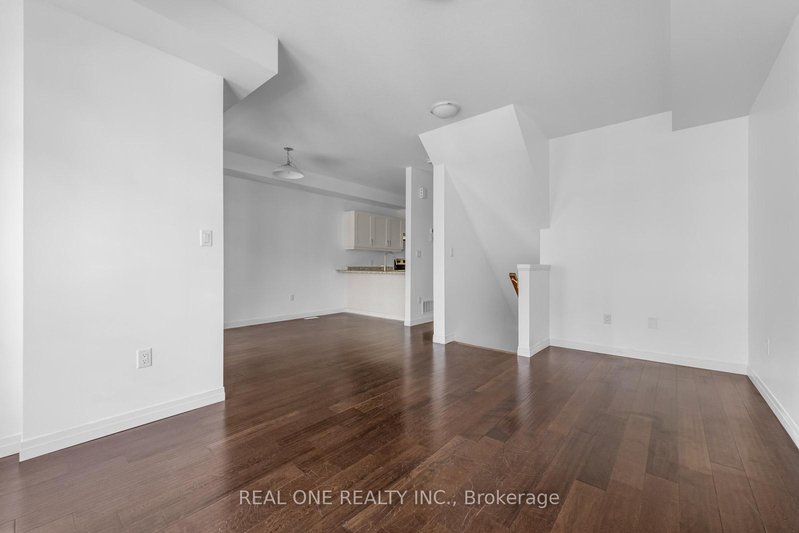 Photo 5 of Unit 257, 30 Times Square Boulevard, Hamilton, Stoney Creek — HOMEH