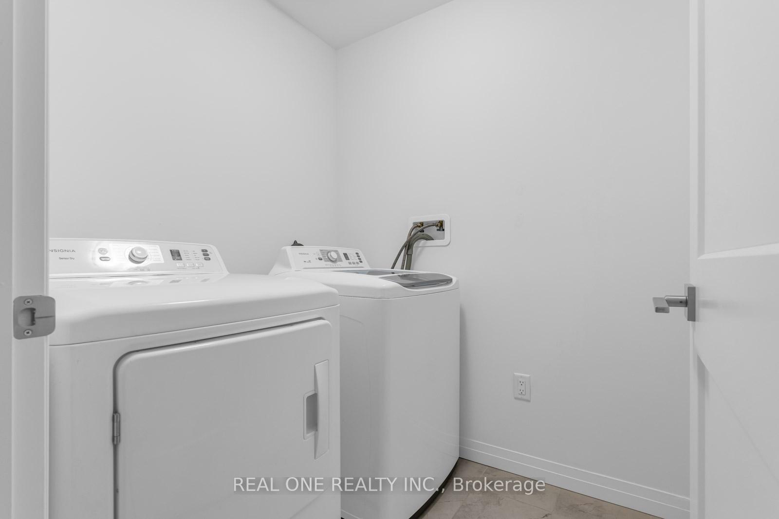 Photo 10 of Unit 257, 30 Times Square Boulevard, Hamilton, Stoney Creek — HOMEH