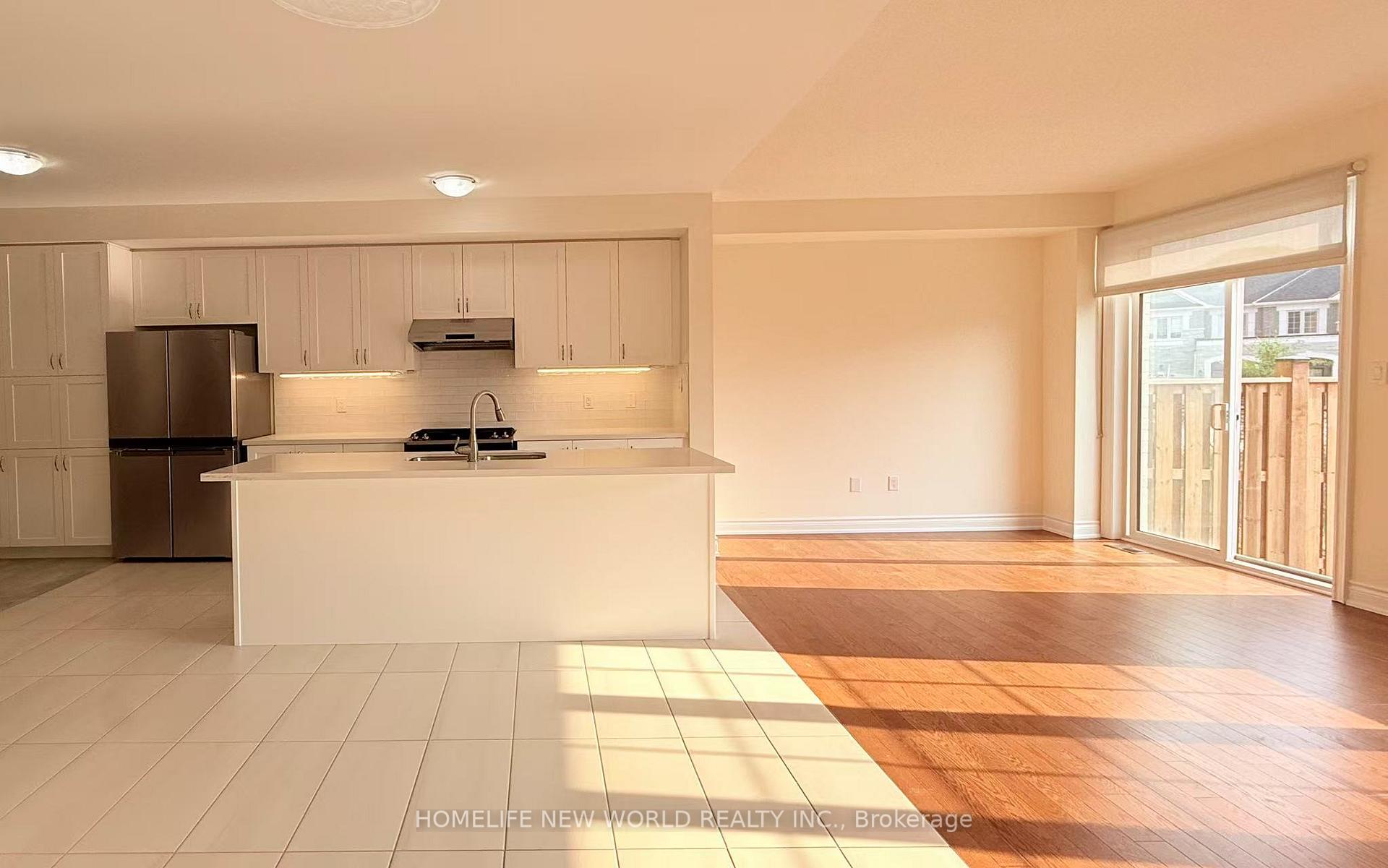 Photo 5 of 26 Erintol Way, Markham, Cedarwood — HOMEH