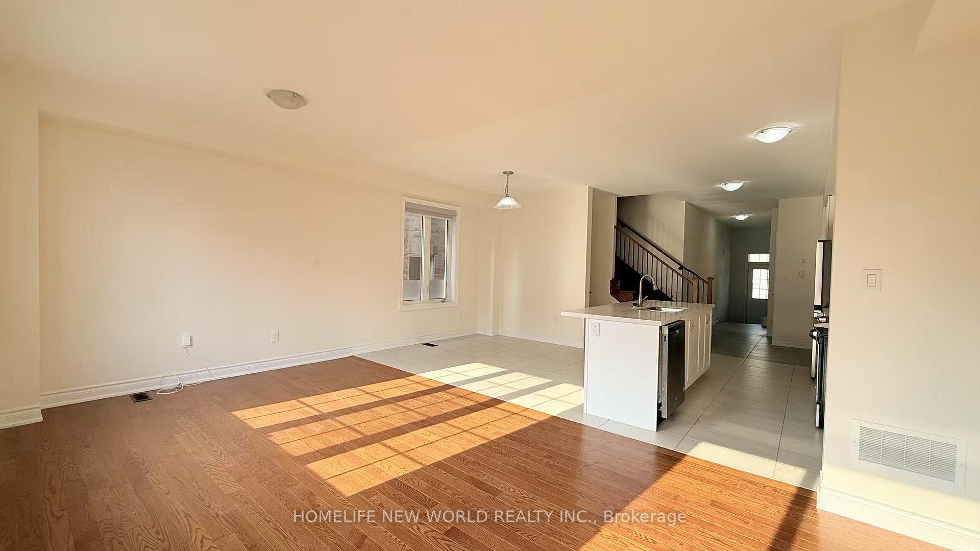 Photo 8 of 26 Erintol Way, Markham, Cedarwood — HOMEH