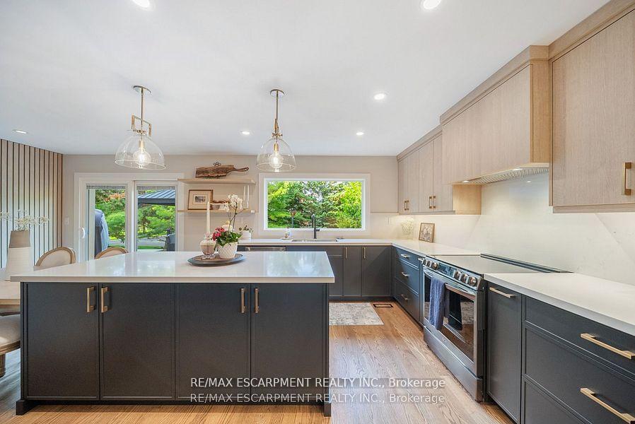 Photo 14 of 2038 15TH Side Road, Milton, Moffat — HOMEH