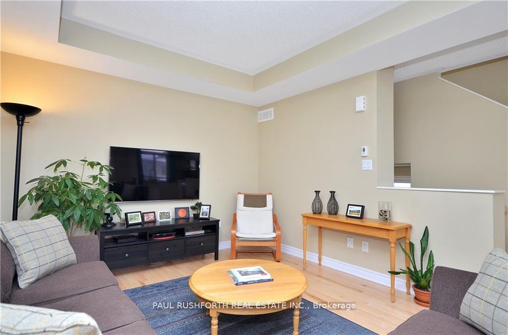 Photo 7 of 80 Fallengale Crescent, Ottawa, Kanata - Kanata Lakes/Heritage Hills — HOMEH