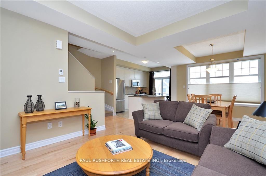 Photo 9 of 80 Fallengale Crescent, Ottawa, Kanata - Kanata Lakes/Heritage Hills — HOMEH