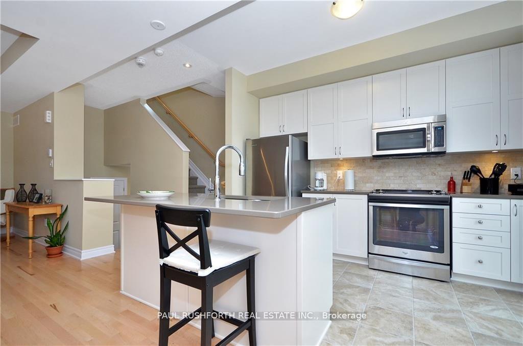 Photo 15 of 80 Fallengale Crescent, Ottawa, Kanata - Kanata Lakes/Heritage Hills — HOMEH