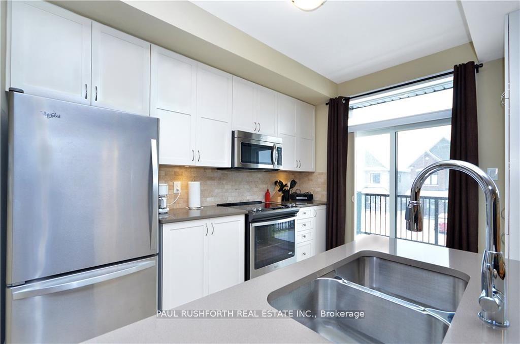 Photo 16 of 80 Fallengale Crescent, Ottawa, Kanata - Kanata Lakes/Heritage Hills — HOMEH