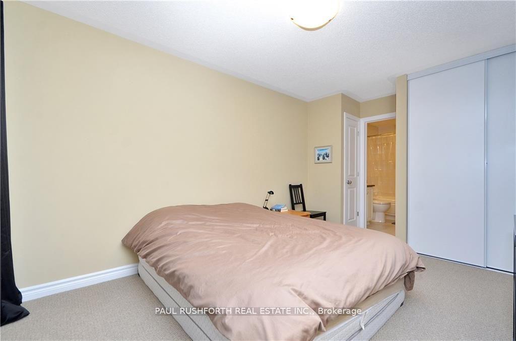 Photo 20 of 80 Fallengale Crescent, Ottawa, Kanata - Kanata Lakes/Heritage Hills — HOMEH