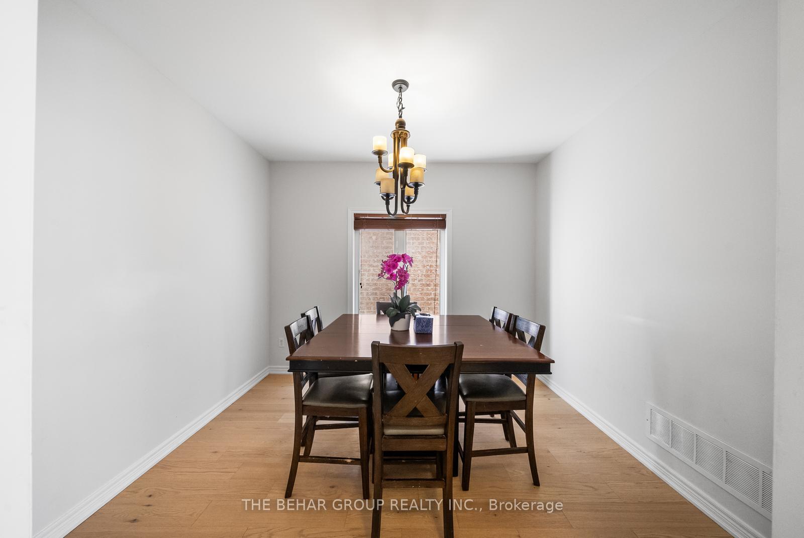 Photo 10 of 24 Gracewell Road, Markham, Greensborough — HOMEH