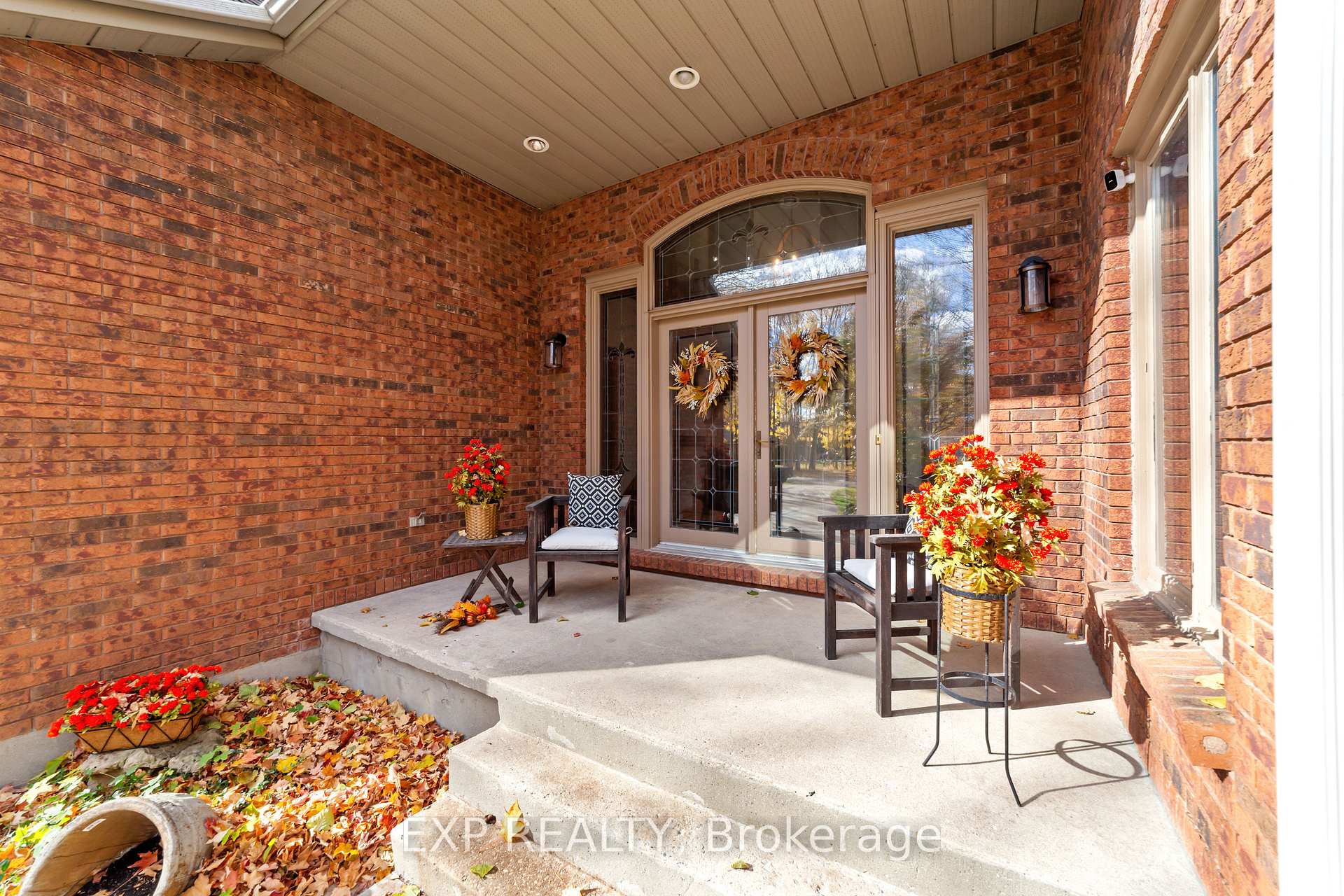 Photo 11 of 107 Lewis Drive, Middlesex Centre, Coldstream — HOMEH