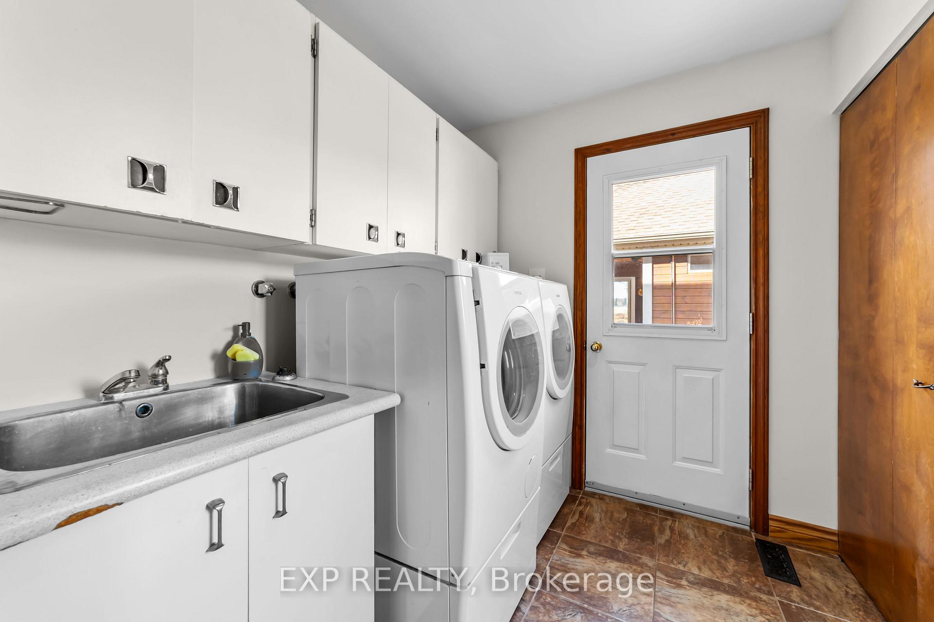 Photo 30 of 107 Lewis Drive, Middlesex Centre, Coldstream — HOMEH
