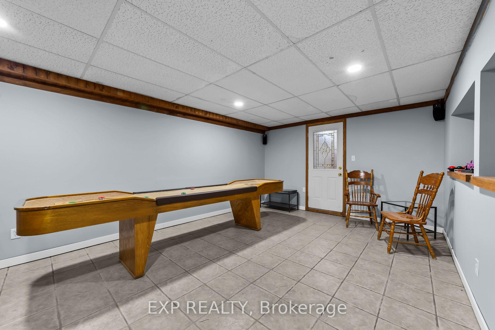 Photo 32 of 107 Lewis Drive, Middlesex Centre, Coldstream — HOMEH