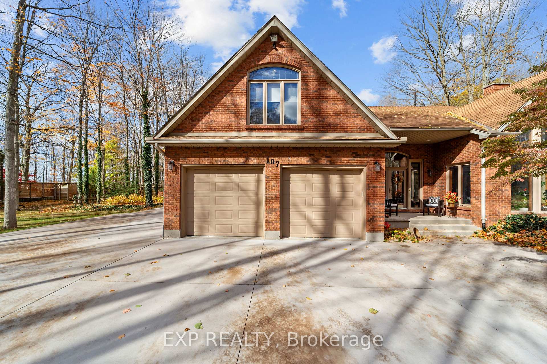 Photo 37 of 107 Lewis Drive, Middlesex Centre, Coldstream — HOMEH