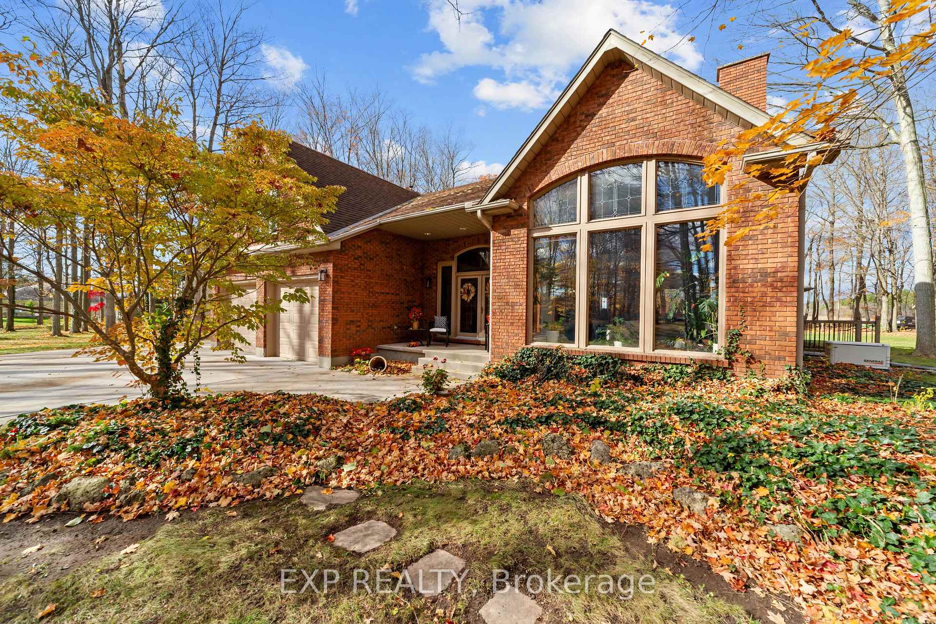 Photo 47 of 107 Lewis Drive, Middlesex Centre, Coldstream — HOMEH